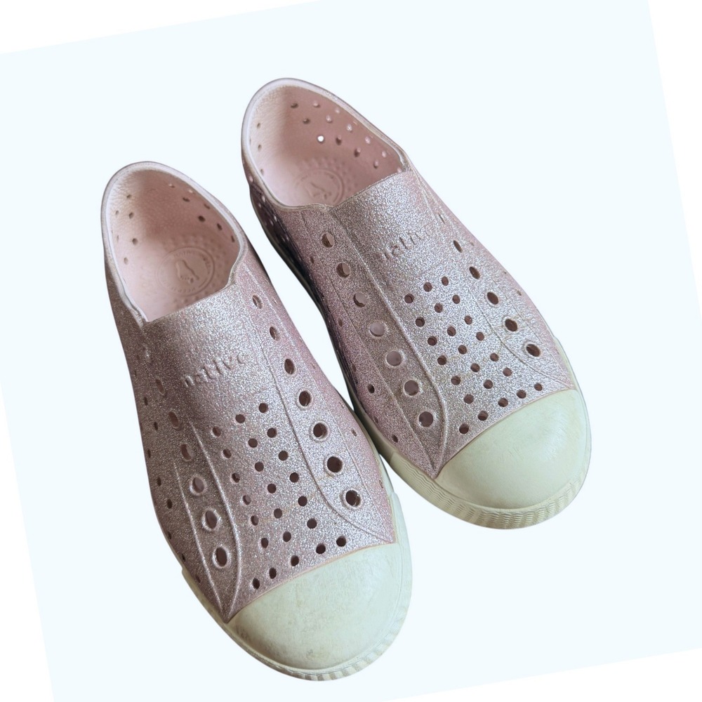 Native Jefferson Slip On Shoes Kids C12 Pink Glitter Sparkly Play Beach READ